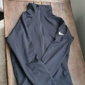 Nike dri fit pullover